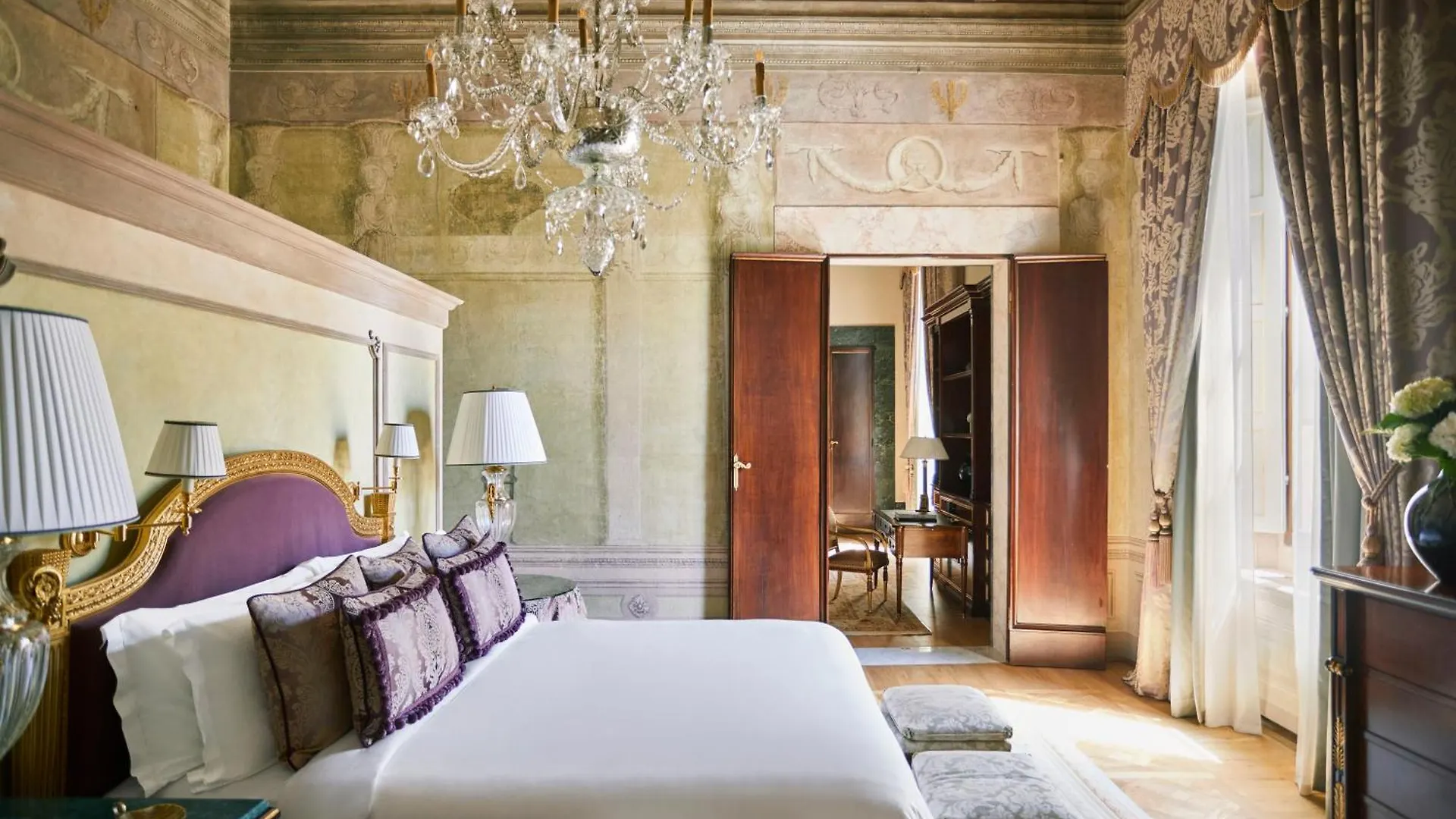Four Seasons Hotel Firenze  Floransa