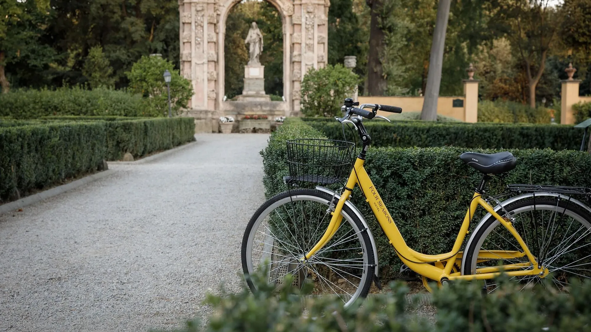 Four Seasons Hotel Firenze 5*, Florence Italy