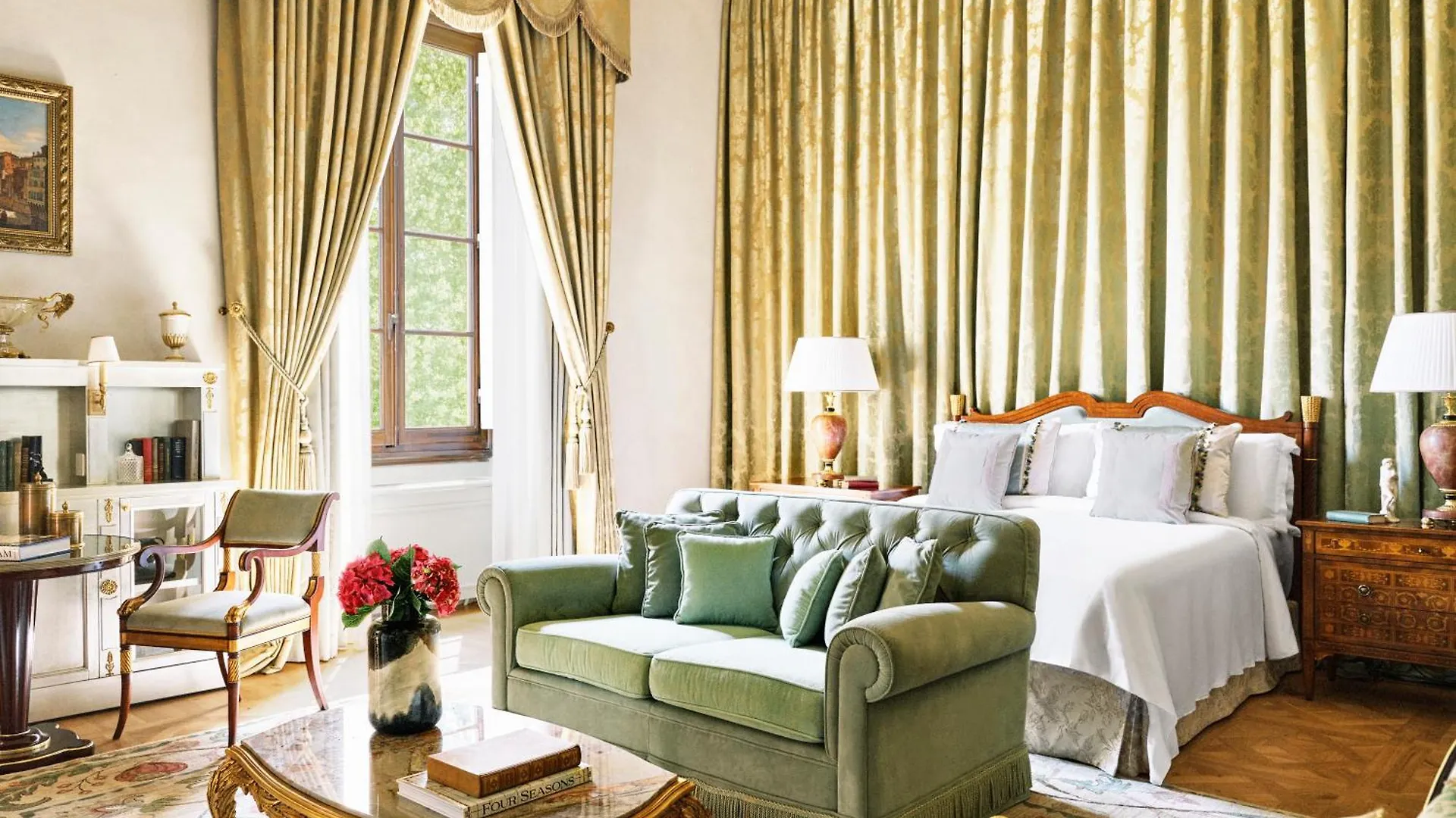 Four Seasons Hotel Firenze  Florence